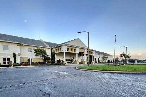 Condo in West Palm Beach, Florida, 1 bedroom  № 1179545 - photo 1