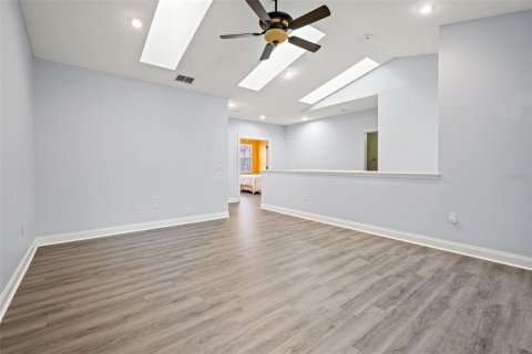 Touwnhouse à vendre à New Port Richey, Floride: 3 chambres, 212.19 m2 № 2144773 - photo 30