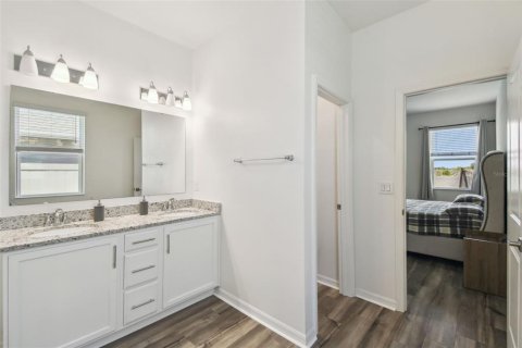 Casa en venta en Winter Haven, Florida, 4 dormitorios, 216.65 m2 № 1662682 - foto 11