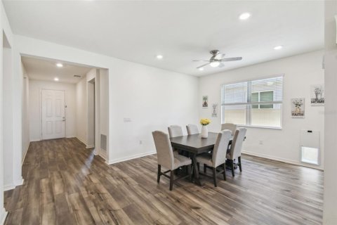 Casa en venta en Winter Haven, Florida, 4 dormitorios, 216.65 m2 № 1662682 - foto 15