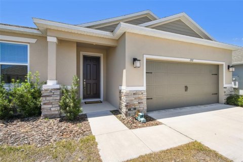 Casa en venta en Winter Haven, Florida, 4 dormitorios, 216.65 m2 № 1662682 - foto 3