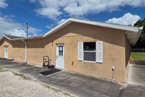 Propiedad comercial en Odessa, Florida № 2373127