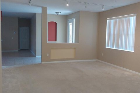 House in Land O' Lakes, Florida 3 bedrooms, 152.73 sq.m. № 734980 - photo 14