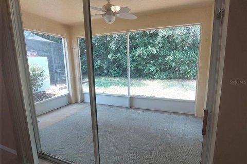 House in Land O' Lakes, Florida 3 bedrooms, 152.73 sq.m. № 734980 - photo 30