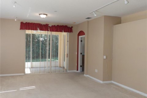 House in Land O' Lakes, Florida 3 bedrooms, 152.73 sq.m. № 734980 - photo 15