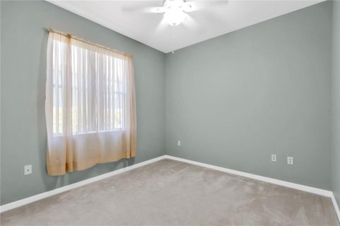 House in Land O' Lakes, Florida 3 bedrooms, 152.73 sq.m. № 734980 - photo 22