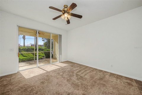 House in Parrish, Florida 2 bedrooms, 119.38 sq.m. № 2150037 - photo 2