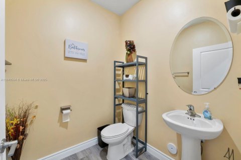 House in Homestead, Florida 5 bedrooms, 310.29 sq.m. № 1830921 - photo 8