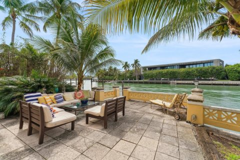 Condo in Miami Beach, Florida, 1 bedroom  № 2017049 - photo 14