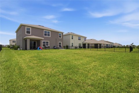 Casa en venta en Bradenton, Florida, 5 dormitorios, 242.01 m2 № 2156419 - foto 2
