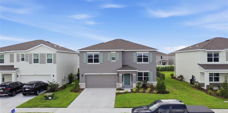Casa en Bradenton, Florida 5 dormitorios, 242.01 m2 № 2156419