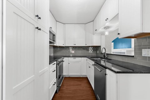 Купить виллу или дом в Брейдентон, Флорида 3 комнаты, 115.38м2, № 2114790 - фото 26