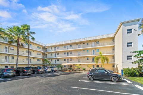 Condo in Boynton Beach, Florida, 2 bedrooms  № 2245538