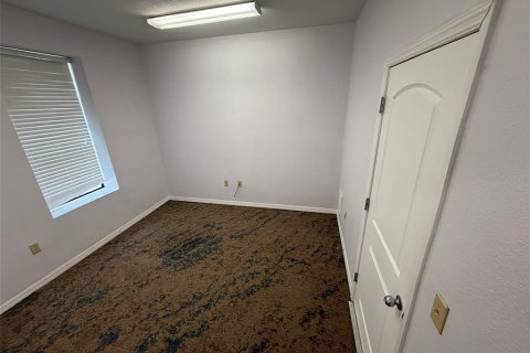 Immobilier commercial à louer à Bartow, Floride: 493.31 m2 № 1757640 - photo 4