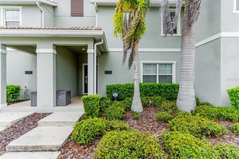 Adosado en venta en Kissimmee, Florida, 4 dormitorios, 177.81 m2 № 2401102 - foto 4