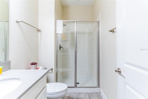 Adosado en venta en Kissimmee, Florida, 4 dormitorios, 177.81 m2 № 2401102 - foto 8