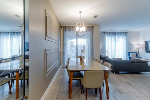 Adosado en venta en Kissimmee, Florida, 4 dormitorios, 177.81 m2 № 2401102 - foto 19