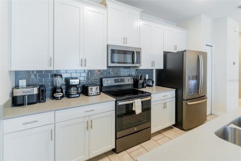 Adosado en venta en Kissimmee, Florida, 4 dormitorios, 177.81 m2 № 2401102 - foto 29