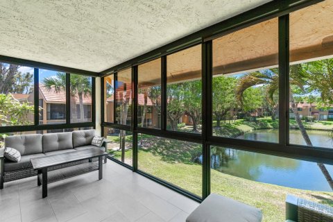Condo in Boynton Beach, Florida, 2 bedrooms № 2260301 - photo 26