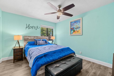 Condo in Boynton Beach, Florida, 2 bedrooms № 2260301 - photo 23