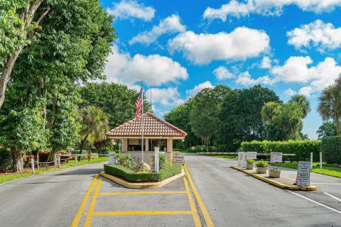 Condo in Boynton Beach, Florida, 2 bedrooms № 2260301 - photo 3