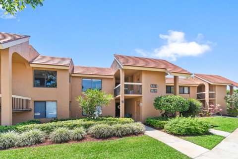 Condo in Boynton Beach, Florida, 2 bedrooms № 2260301 - photo 5