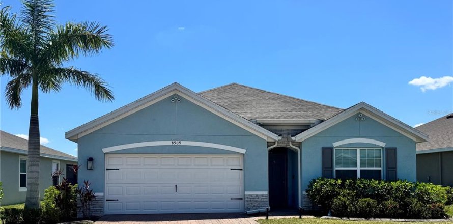 Casa en North Fort Myers, Florida 4 dormitorios, 169.83 m2 № 2223142