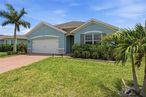 Casa en venta en North Fort Myers, Florida, 4 dormitorios, 169.83 m2 № 2223142 - foto 3