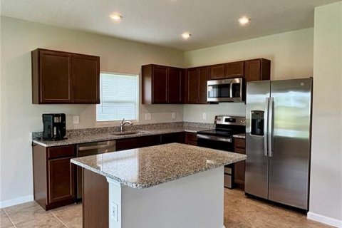 House in Bradenton, Florida 3 bedrooms, 120.77 sq.m. № 1682997 - photo 10