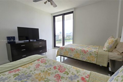 Condominio en alquiler en Aventura, Florida, 2 dormitorios, 106.84 m2 № 2054493 - foto 20