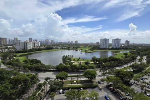 Condominio en alquiler en Aventura, Florida, 2 dormitorios, 106.84 m2 № 2054493 - foto 12