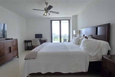 Condominio en alquiler en Aventura, Florida, 2 dormitorios, 106.84 m2 № 2054493 - foto 14