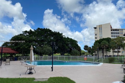 Copropriété à vendre à Lauderhill, Floride: 1 chambre, 73.58 m2 № 1979251 - photo 3