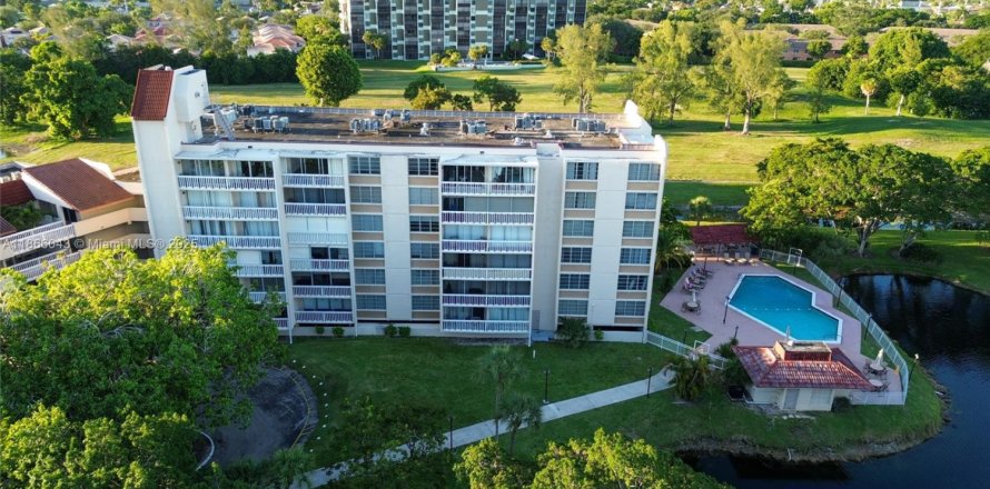 Condo à Lauderhill, Floride, 1 chambre  № 1979251