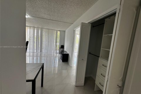 Copropriété à vendre à Lauderhill, Floride: 1 chambre, 73.58 m2 № 1979251 - photo 15
