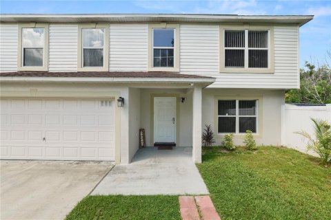 Casa en venta en Poinciana, Florida, 4 dormitorios, 186.55 m2 № 1894189 - foto 4
