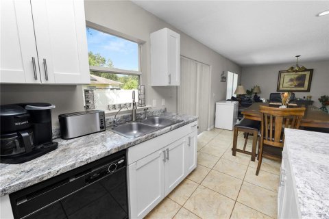 Casa en venta en Poinciana, Florida, 4 dormitorios, 186.55 m2 № 1894189 - foto 17