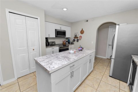 Casa en venta en Poinciana, Florida, 4 dormitorios, 186.55 m2 № 1894189 - foto 18