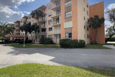 Condo à West Palm Beach, Floride, 2 chambres  № 2009381