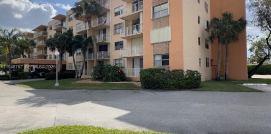 Condo à West Palm Beach, Floride, 2 chambres  № 2009381