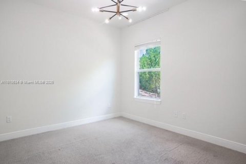 Купить виллу или дом в Холливуд, Флорида 3 спальни, 174.75м2, № 1960035 - фото 11