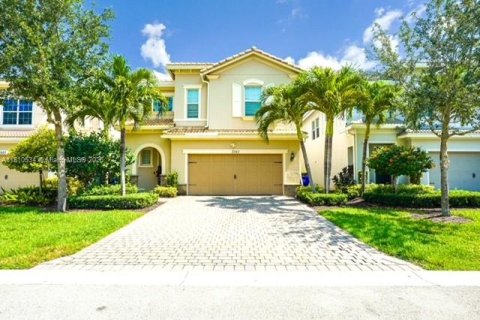 Купить виллу или дом в Холливуд, Флорида 3 спальни, 174.75м2, № 1960035 - фото 23