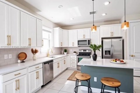 Купить виллу или дом в Холливуд, Флорида 3 спальни, 174.75м2, № 1960035 - фото 8