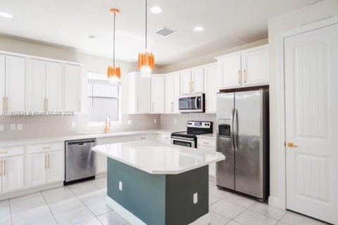 Купить виллу или дом в Холливуд, Флорида 3 спальни, 174.75м2, № 1960035 - фото 6