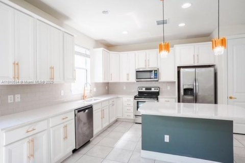 Купить виллу или дом в Холливуд, Флорида 3 спальни, 174.75м2, № 1960035 - фото 7