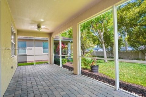 Купить виллу или дом в Холливуд, Флорида 3 спальни, 174.75м2, № 1960035 - фото 19