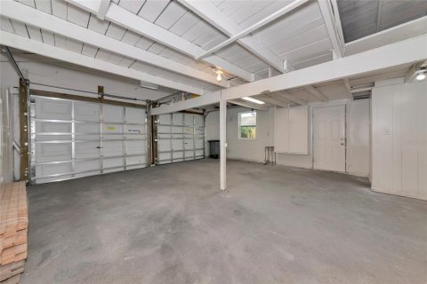 House in Saint Petersburg, Florida 3 bedrooms, 108.6 sq.m. № 1687078 - photo 12