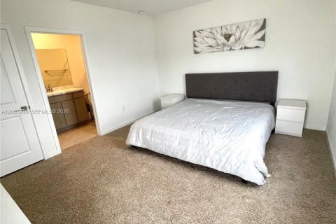 Touwnhouse à vendre à Homestead, Floride: 3 chambres, 136.01 m2 № 2066716 - photo 9