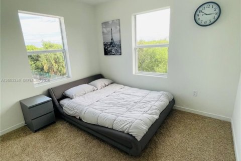 Touwnhouse à vendre à Homestead, Floride: 3 chambres, 136.01 m2 № 2066716 - photo 11