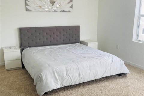 Touwnhouse à vendre à Homestead, Floride: 3 chambres, 136.01 m2 № 2066716 - photo 8